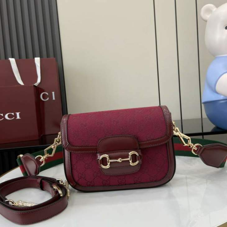 Picture of Gucci Handbags _SKUfw230463908fw